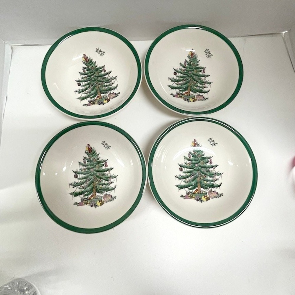 Vintage Spode Christmas Tree Fruit Dessert Bowls Set of 4 Made in England No Box
